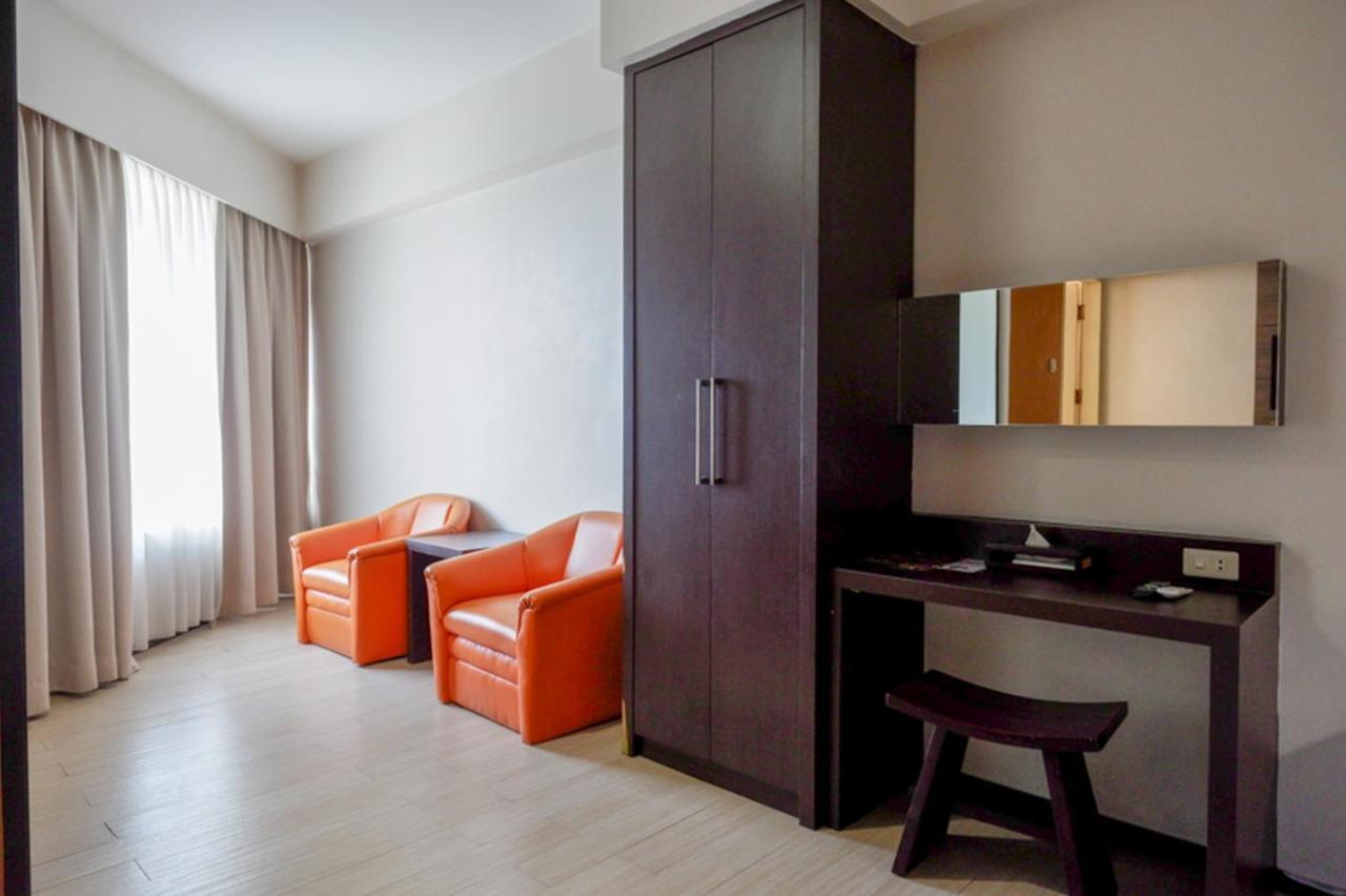 Hotel New Puri Garden Bandara Семаранг Екстер'єр фото