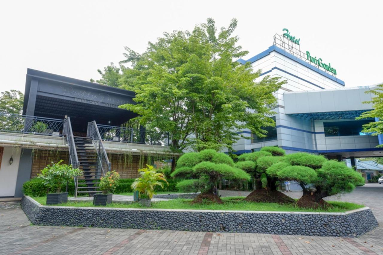 Hotel New Puri Garden Bandara Семаранг Екстер'єр фото